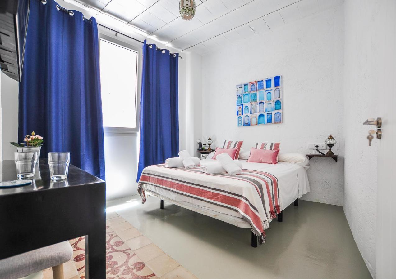 KHARooms Málaga Boutique Adults Recommended Extérieur photo